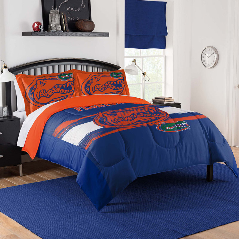 Hot Florida gators, bedding set